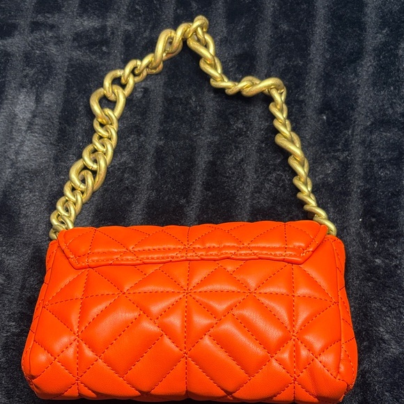 Zara Quilted Orange Chain Shoulder Bag - Picture 2 of 6